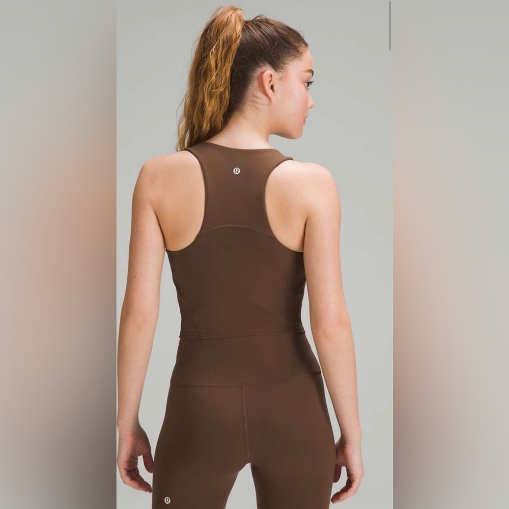 Lululemon Wunder Train Racerback Tank Top
Colour - Java size 4 - Picture 5 of 8